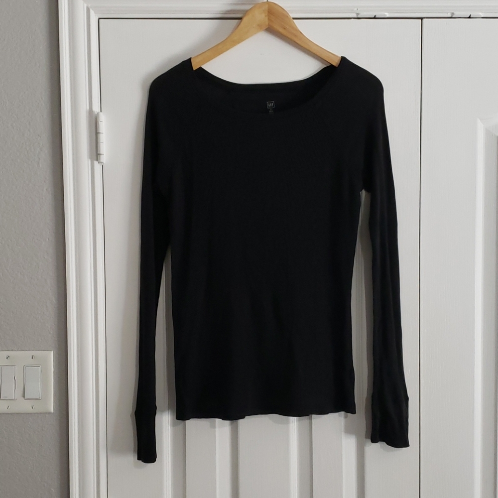 Gap Long Sleeve Black Tee